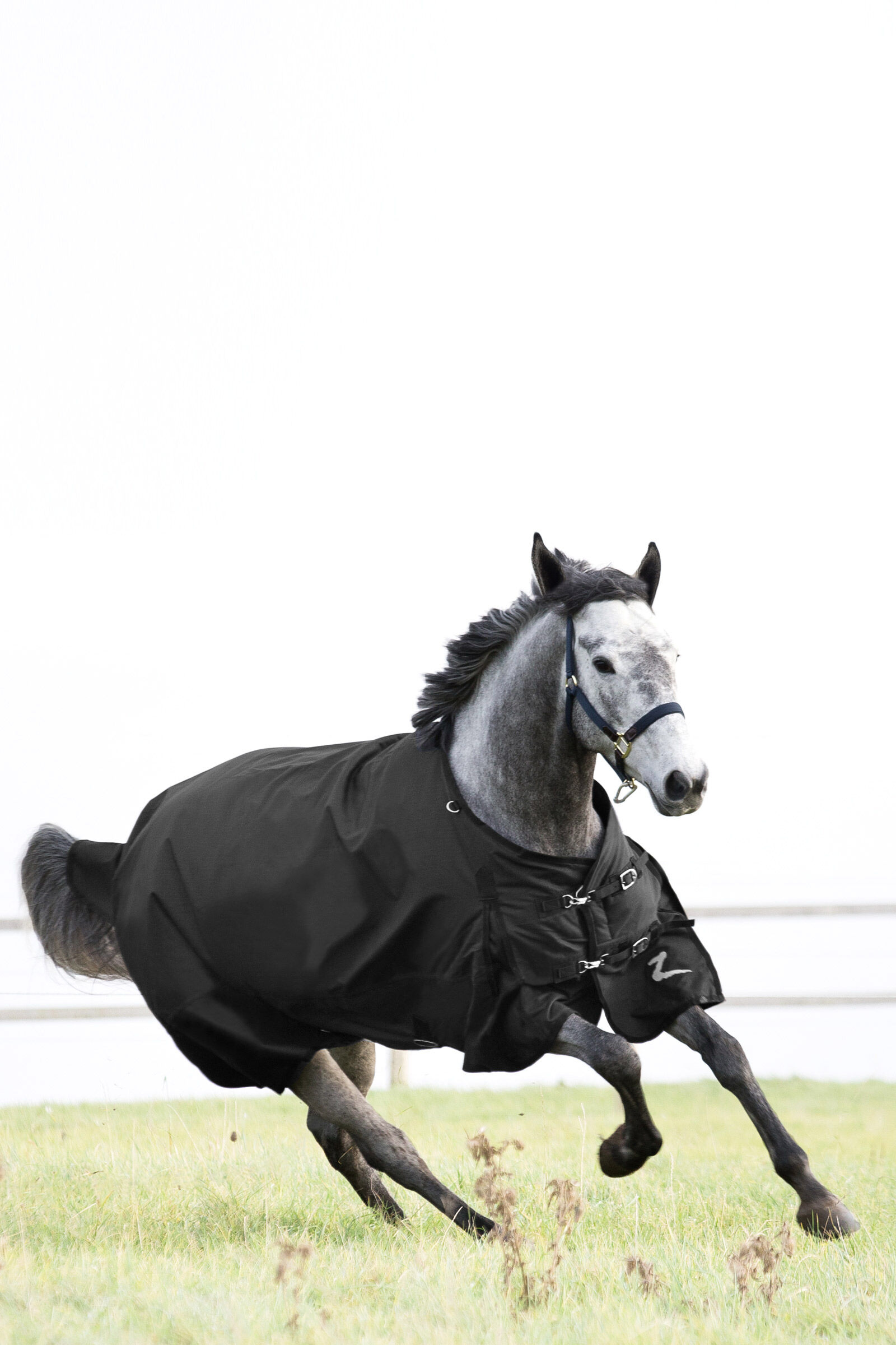 Horze Nevada Medium Weight Turnout Rug 200g