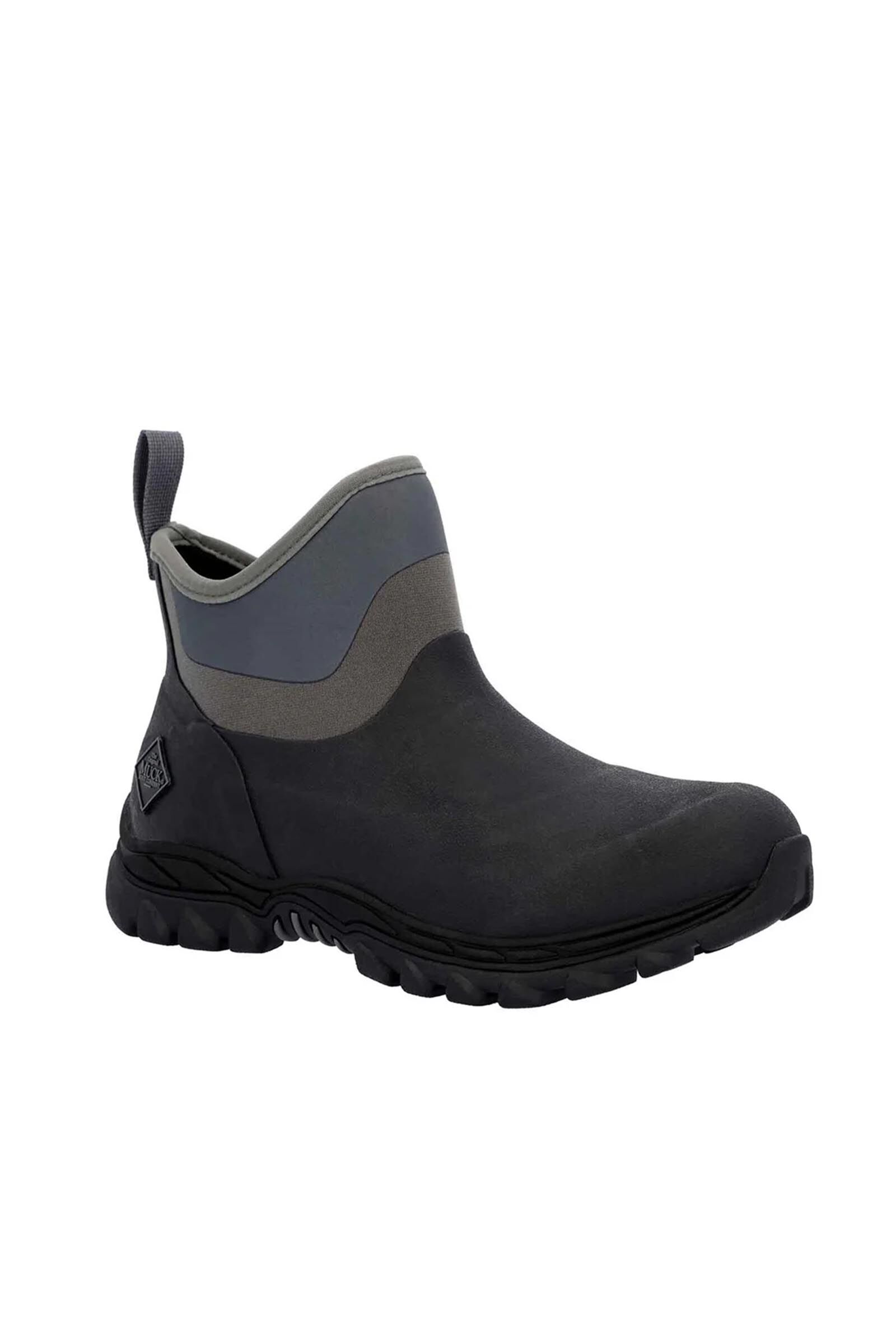 Sport boots for women cheap