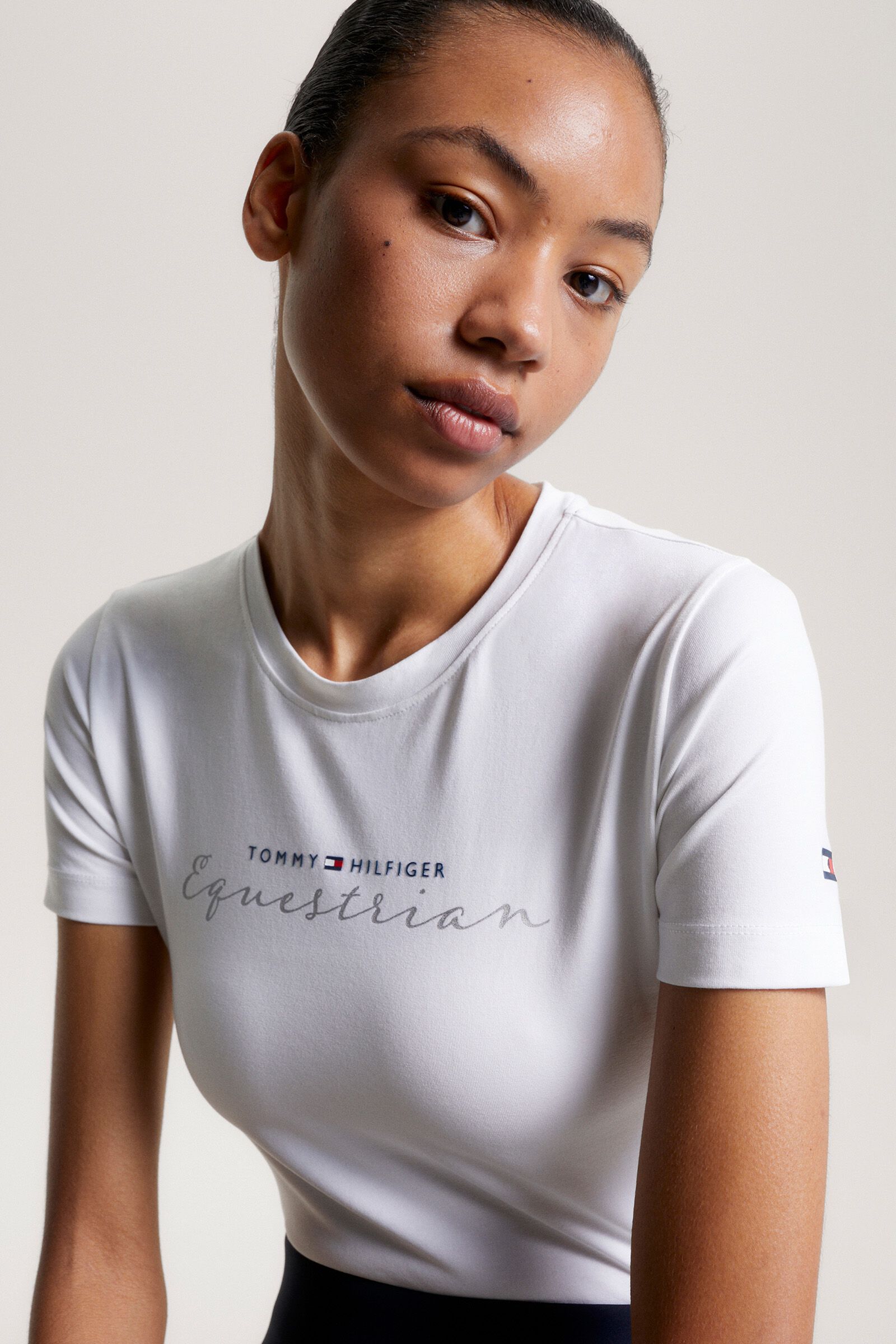 Tommy graphic outlet tee