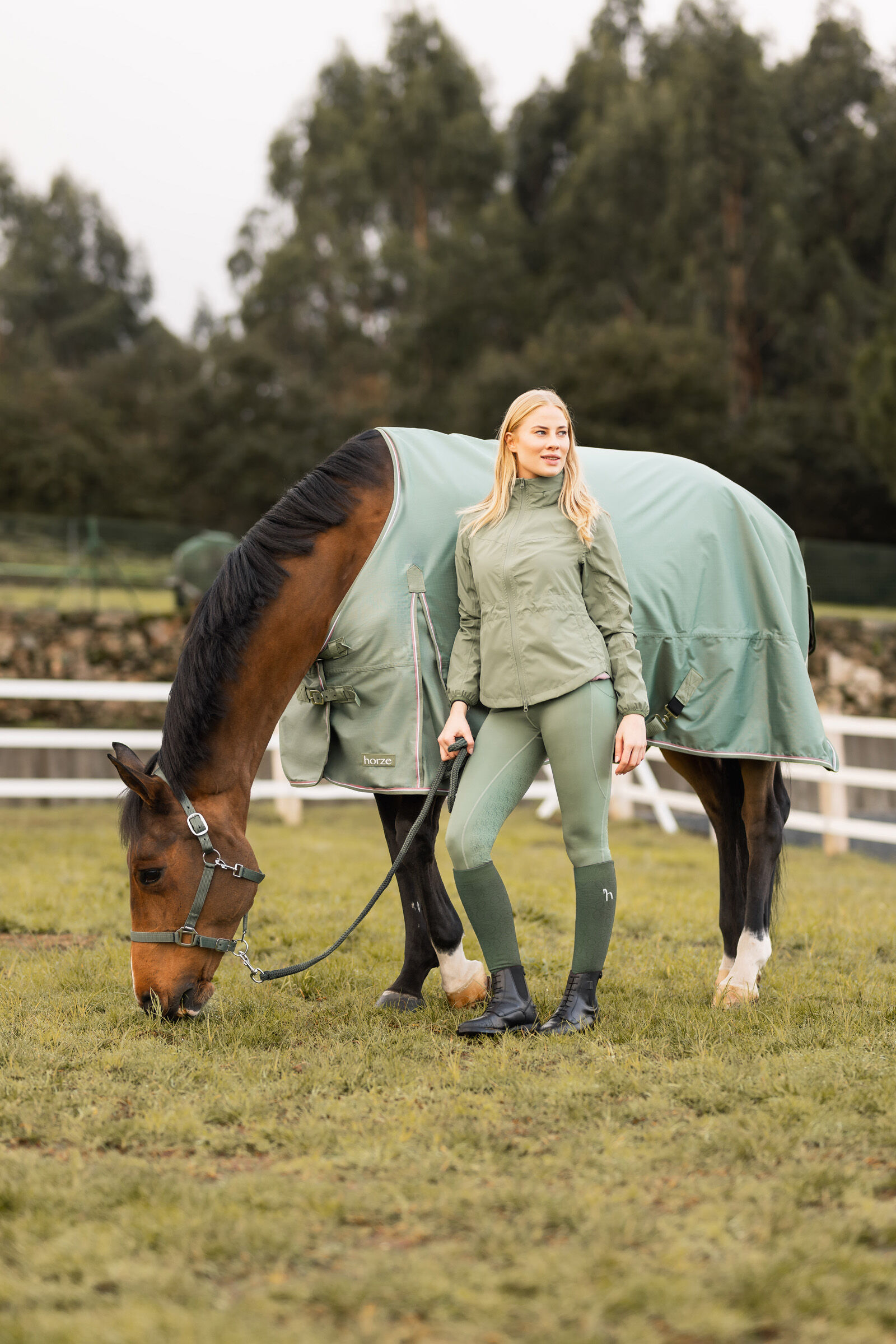 Horze Fiora Women s Lightweight Waterproof Riding Jacket