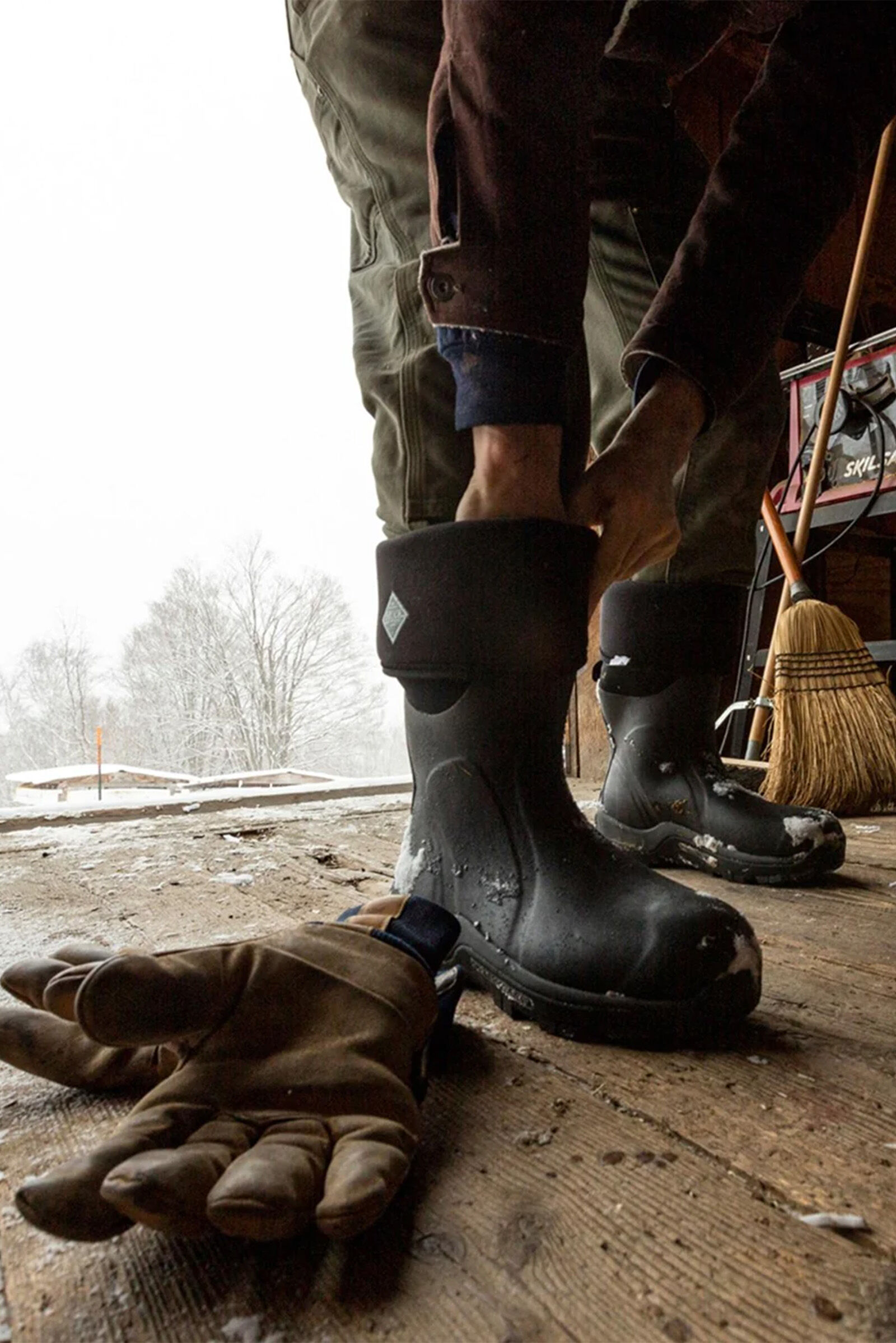 Arctic work boots discount