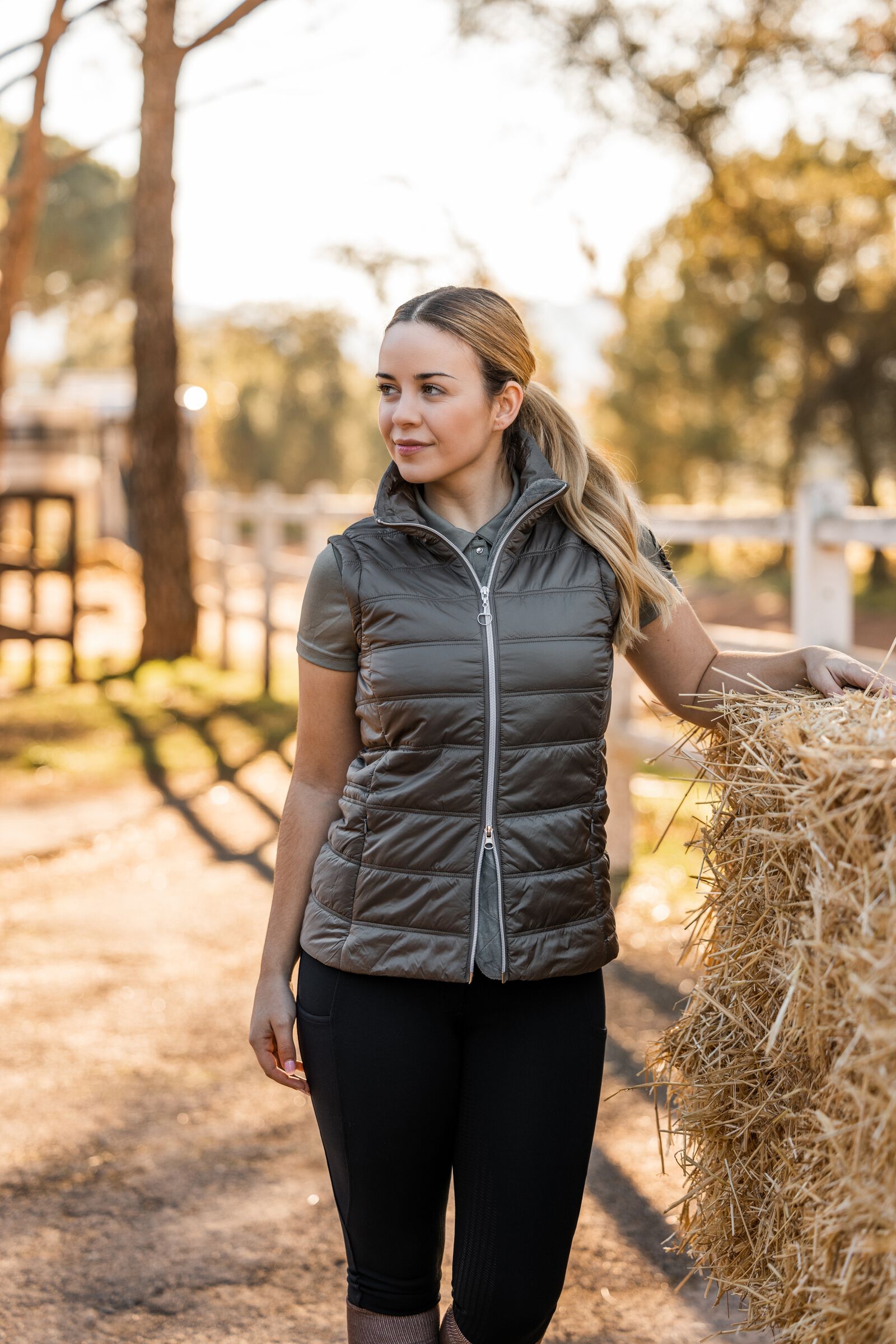 Horze Natalie Women s Riding Jacket with Removable Sleeves horze