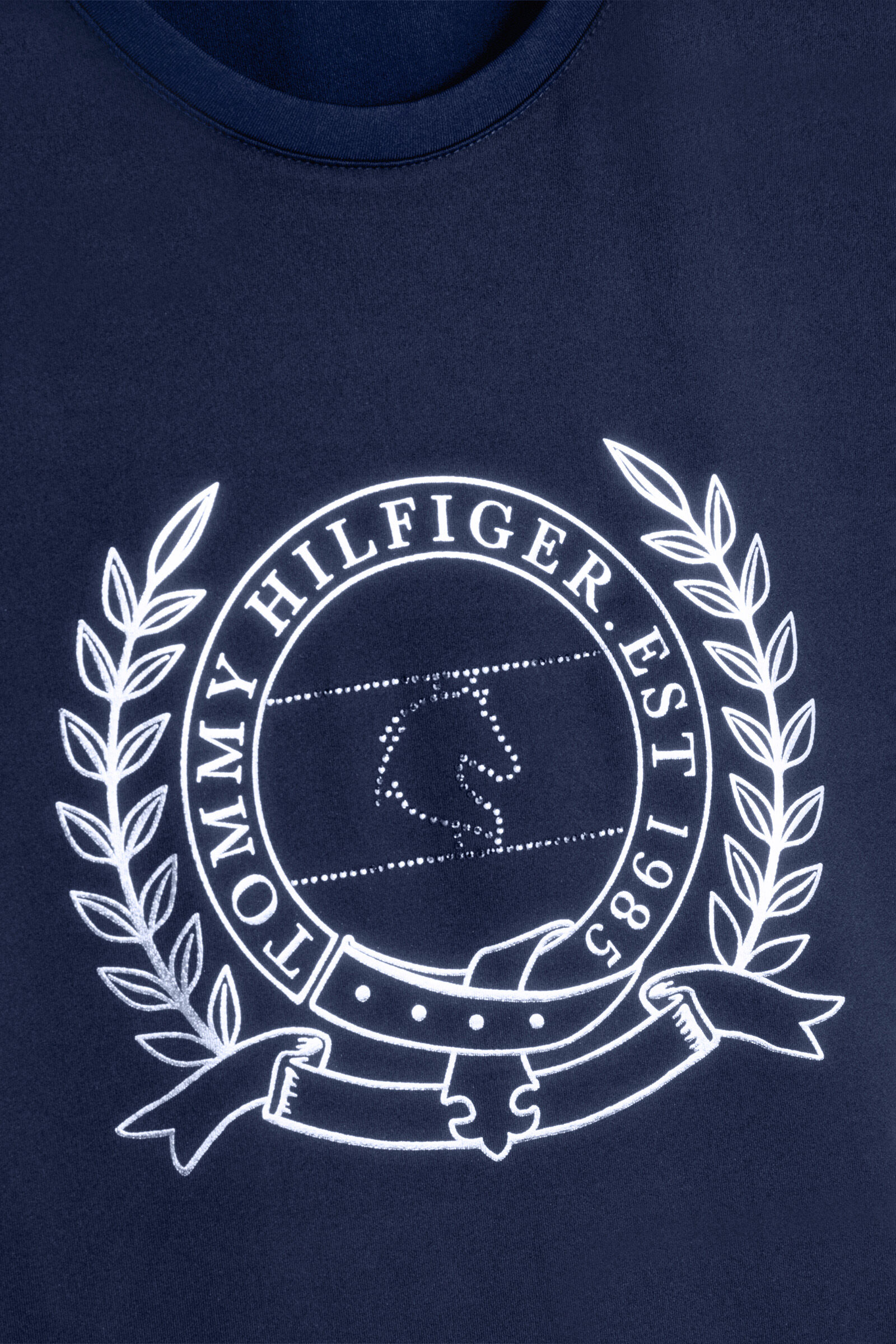 Crest hotsell tommy hilfiger