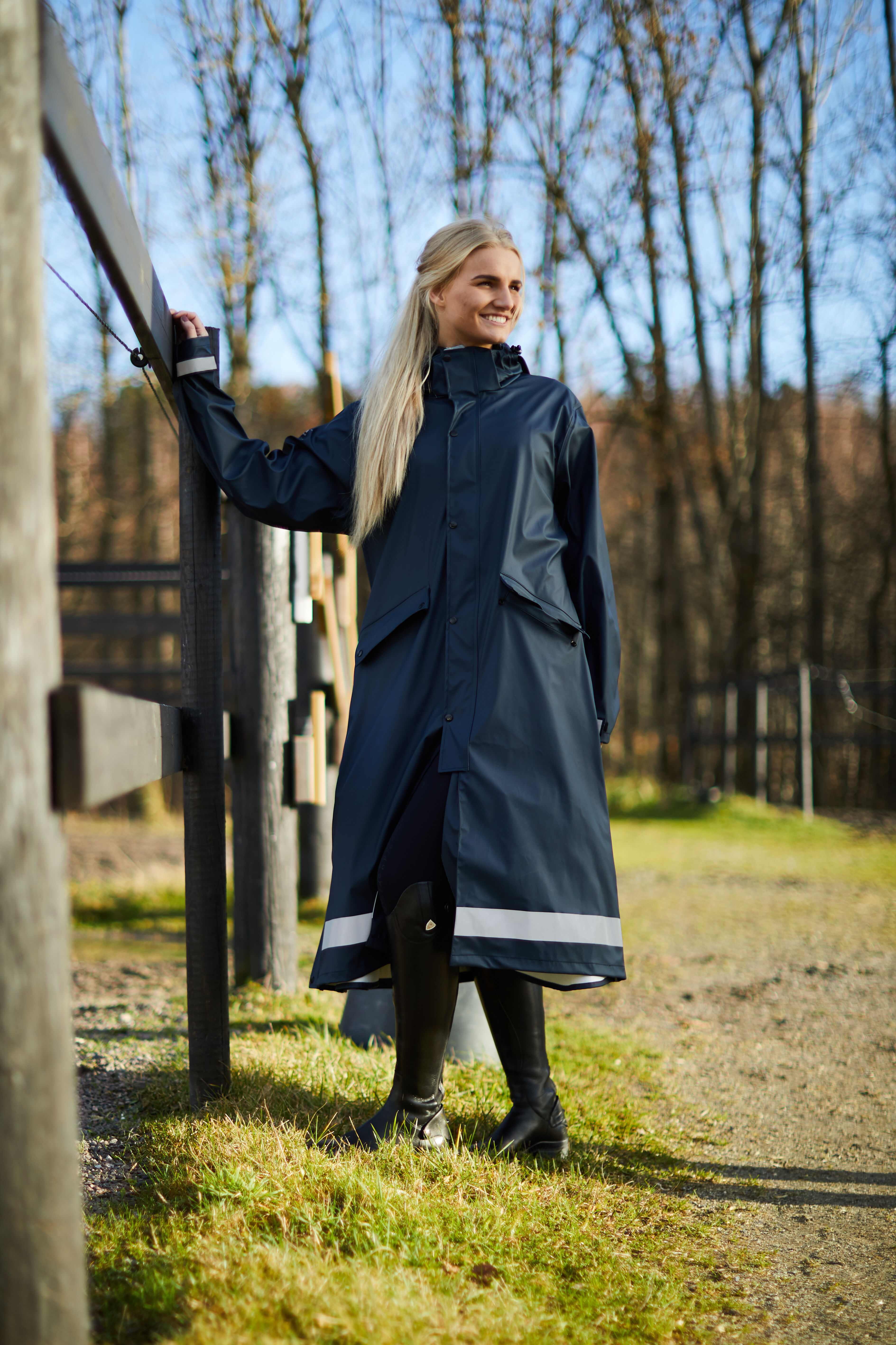 Women's knee 2025 length raincoat
