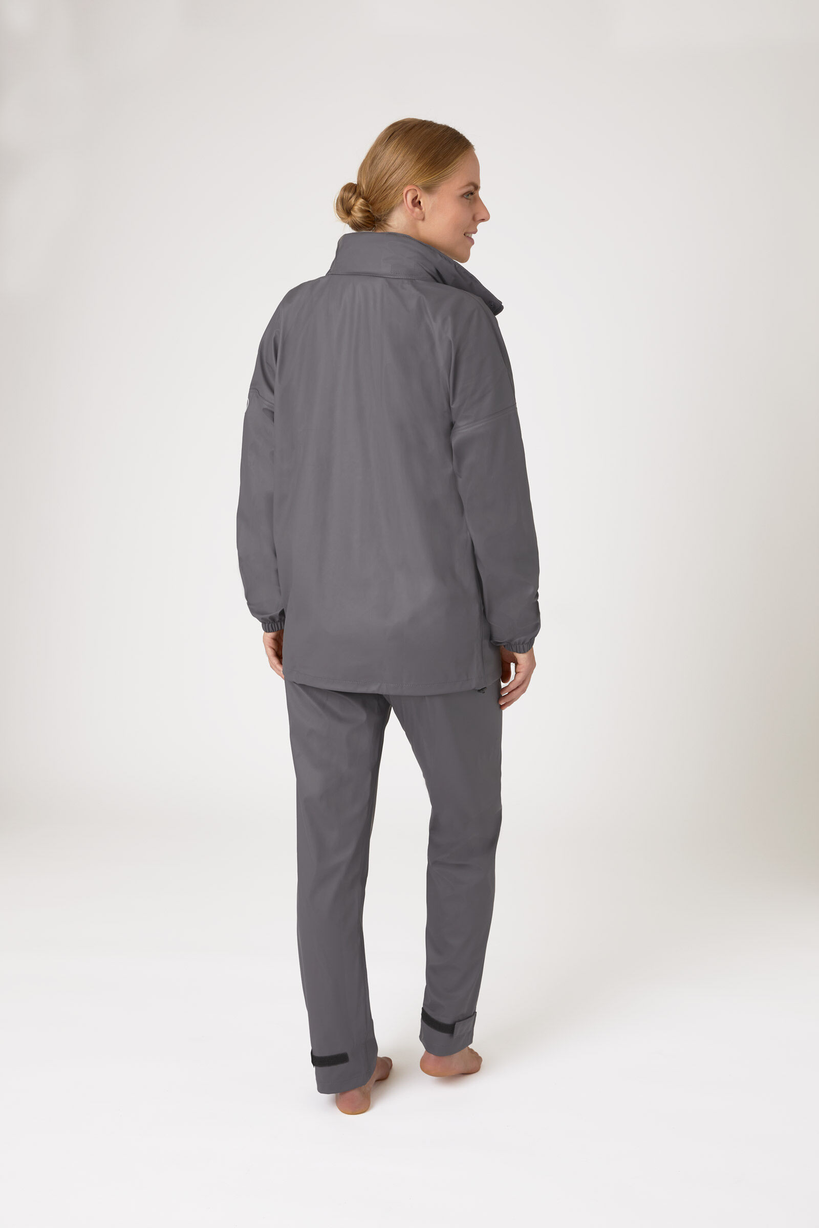 Horze Rory Women s Rain Riding Riding Jacket Trousers Set horze